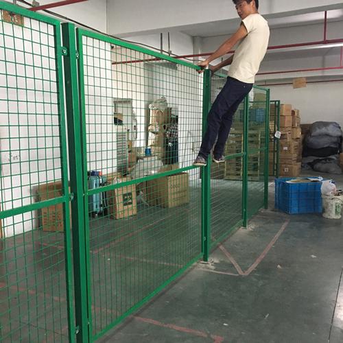 工业机器人与车间隔离系统的应用