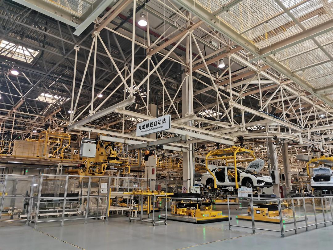 机器大型防护栏与机器操作区防护网的配套使用