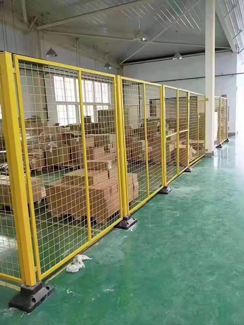 车间设备周边隔离网的安装技巧