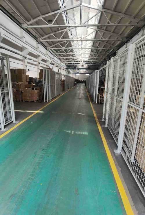车间防尘与仓库防锈隔离网的实践应用